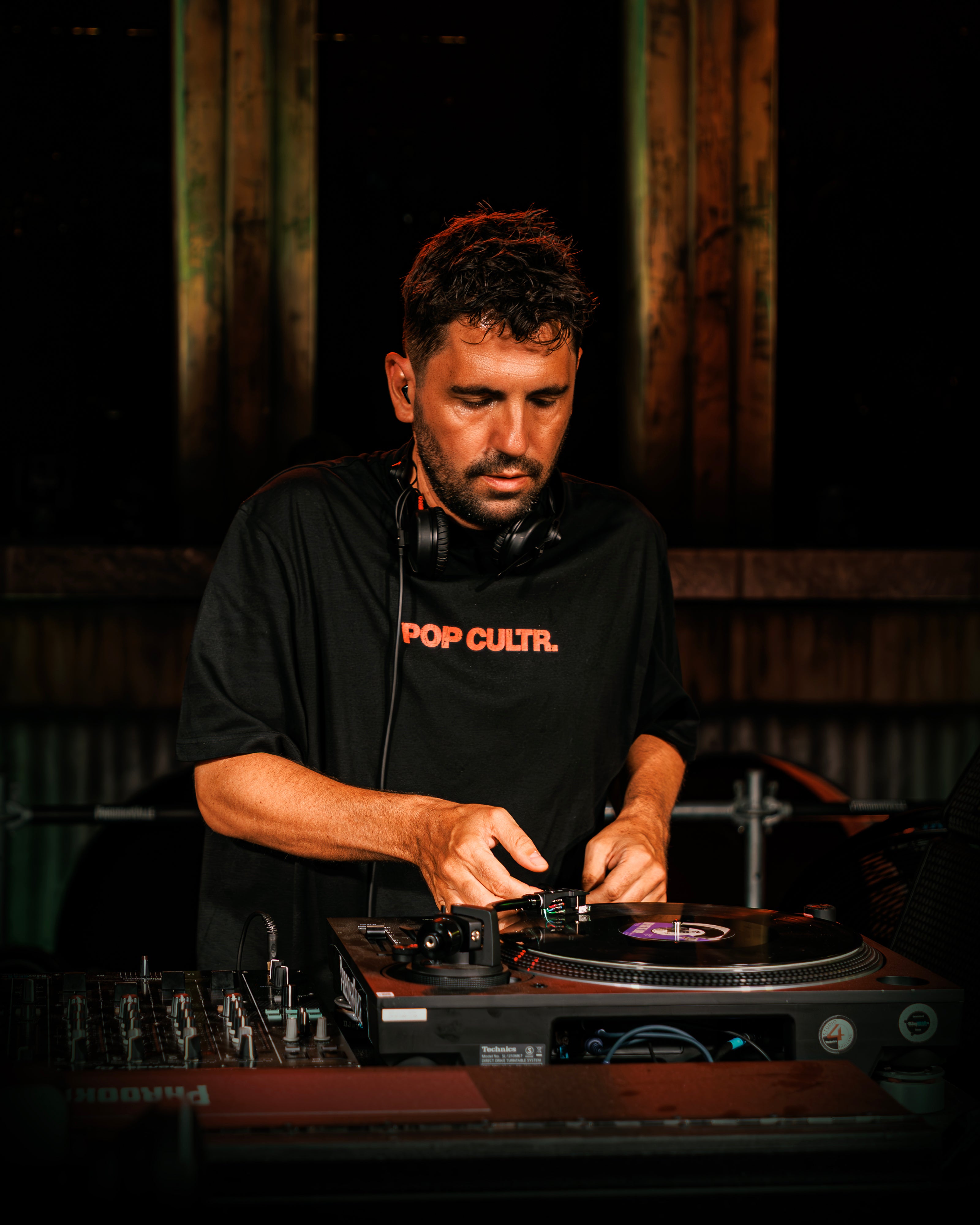 "TECHNO MON AMOUR" Tee